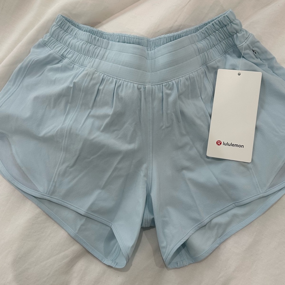 lululemon hotty hot 4 inch short